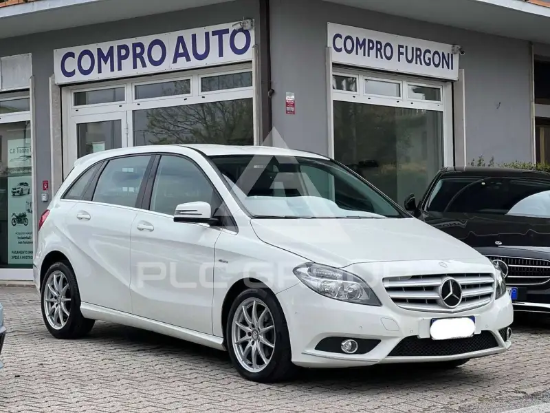 2012 Mercedes Benz B 200