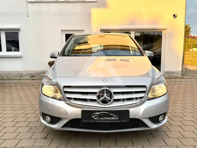 2012 Mercedes Benz B 200