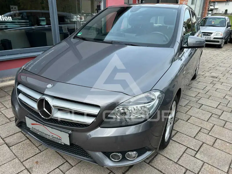2012 Mercedes Benz B 200