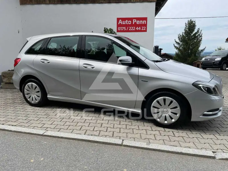 2012 Mercedes Benz B 200