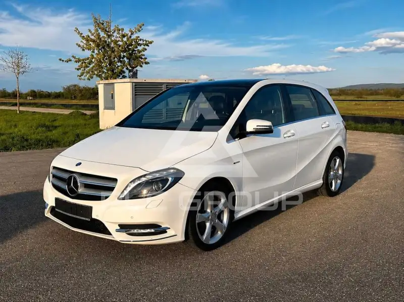2012 Mercedes Benz B 200