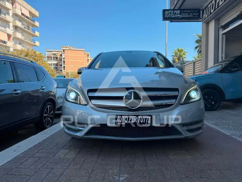 2012 Mercedes Benz B 200
