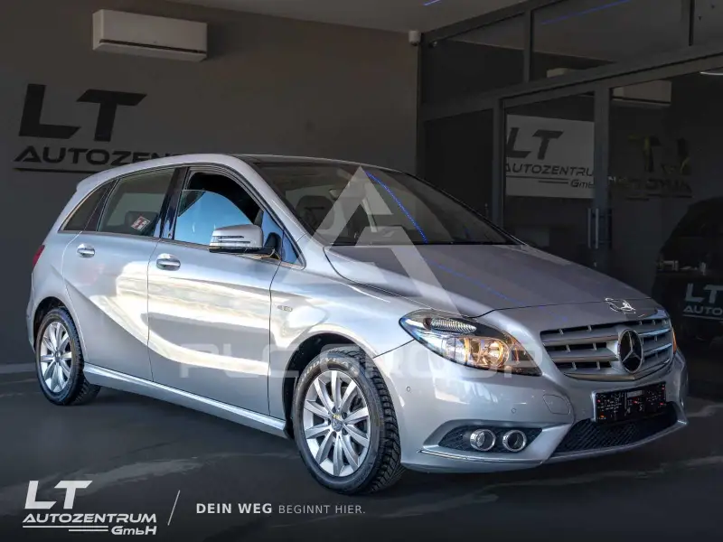 2012 Mercedes Benz B 200