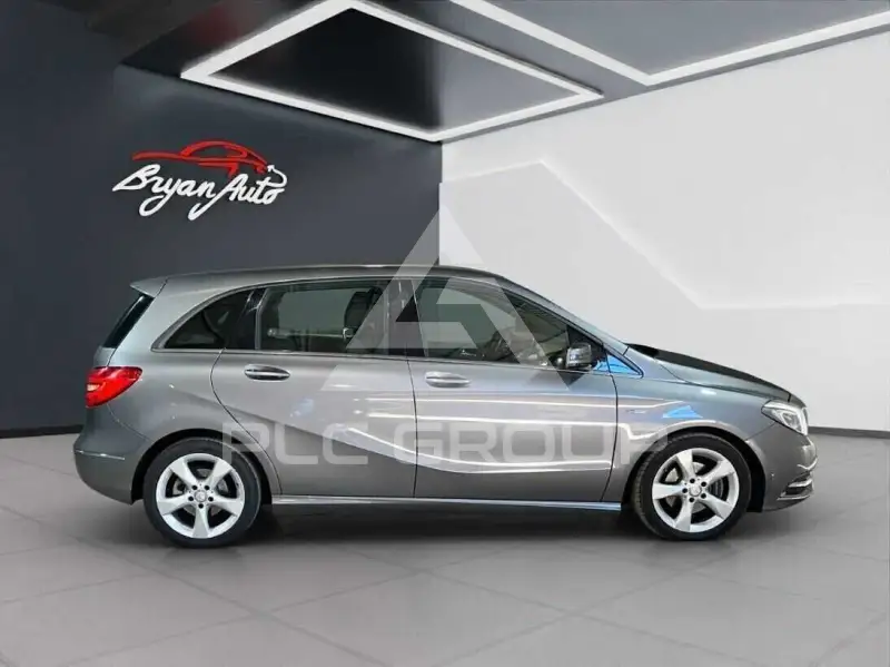2012 Mercedes Benz B 200