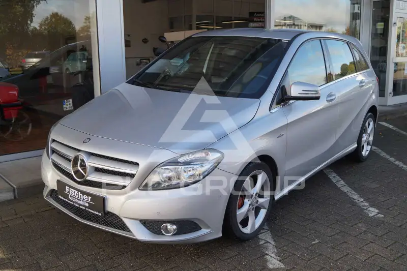 2012 Mercedes Benz B 200