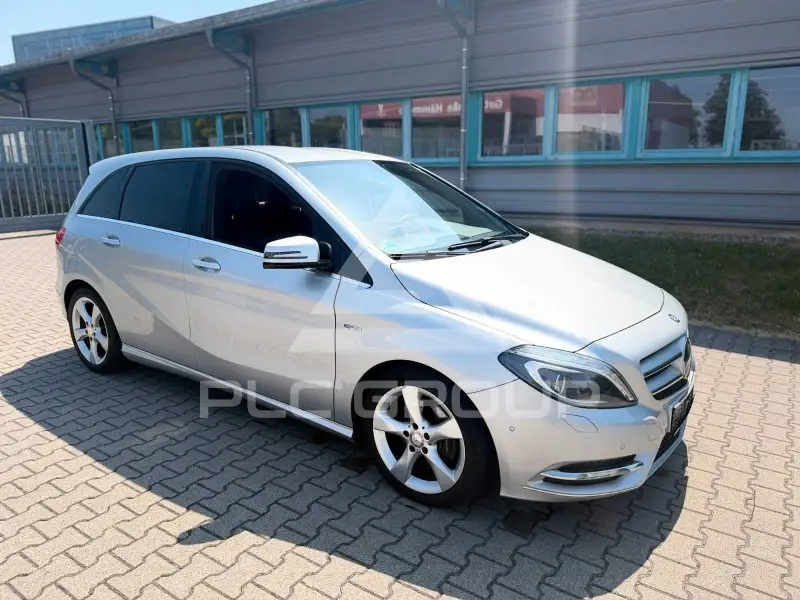 2012 Mercedes Benz B 200