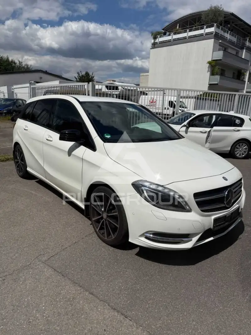 2012 Mercedes Benz B 200