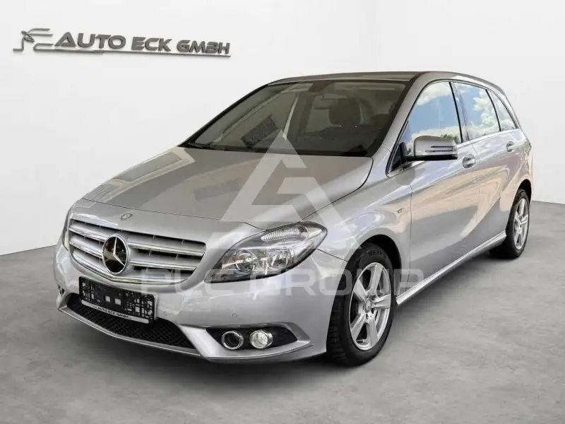 2012 Mercedes Benz B 200