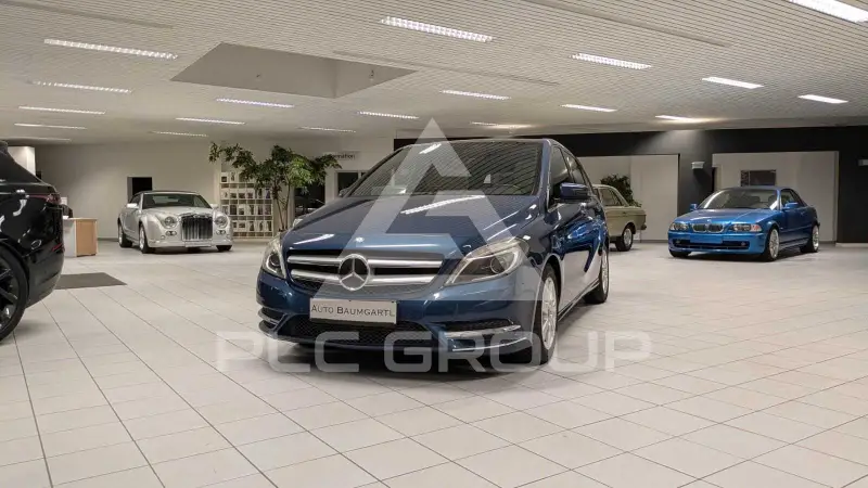 2012 Mercedes Benz B 200