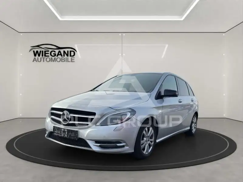 2012 Mercedes Benz B 200