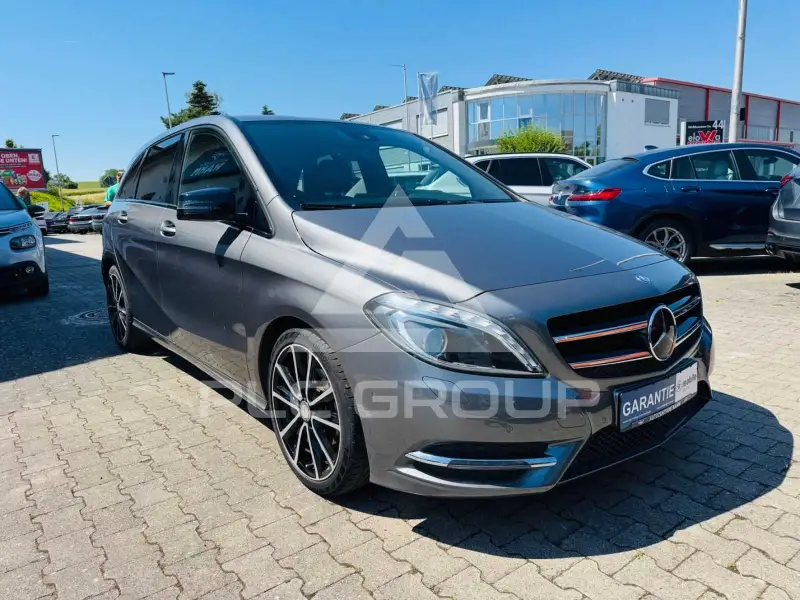 2012 Mercedes Benz B 200