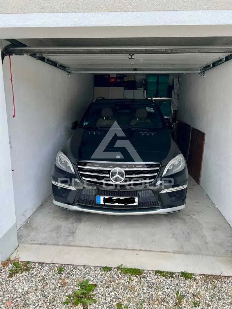 2012 Mercedes Benz ML 63 AMG