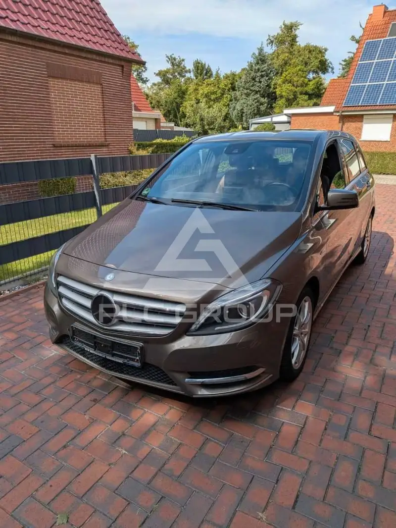 2012 Mercedes Benz 200