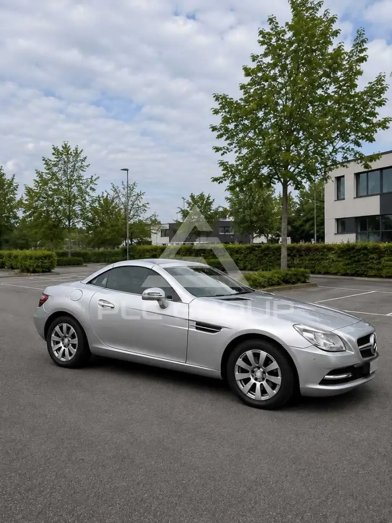 2012 Mercedes Benz SLK 200