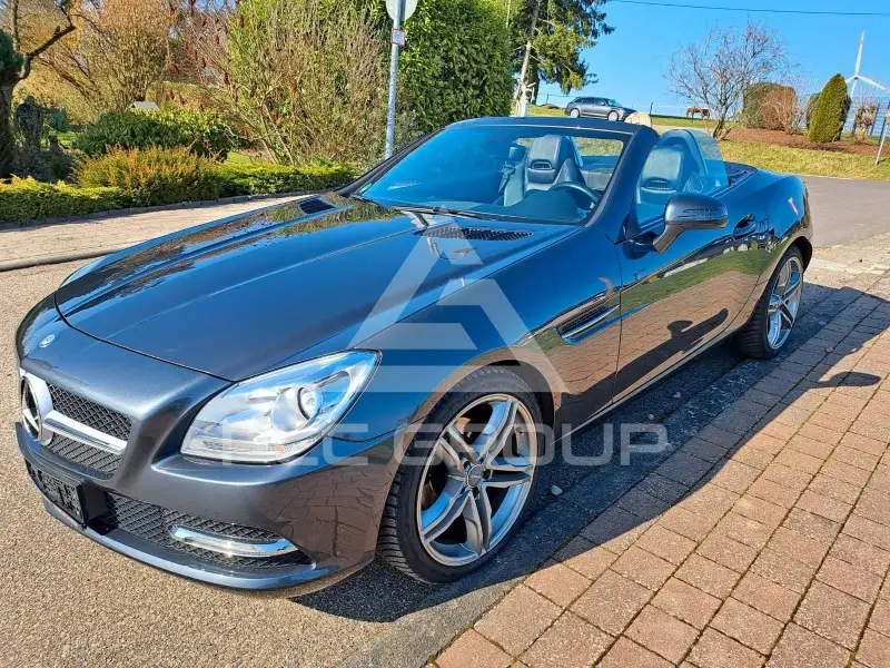 2012 Mercedes Benz SLK 200