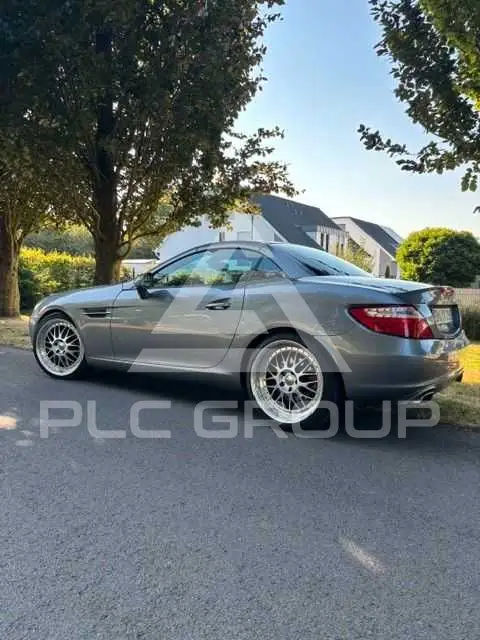 2012 Mercedes Benz SLK 200