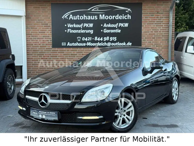 2012 Mercedes Benz SLK 200