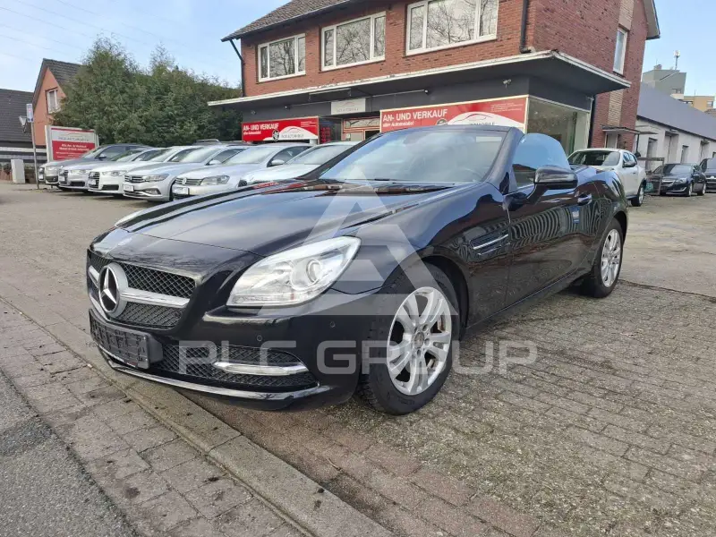 2012 Mercedes Benz SLK 200