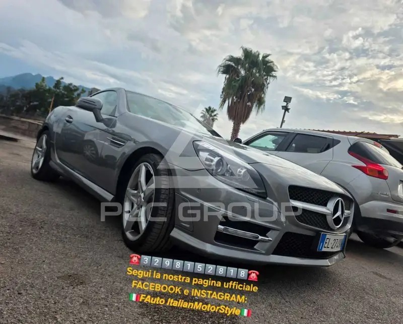 2012 Mercedes Benz SLK 200
