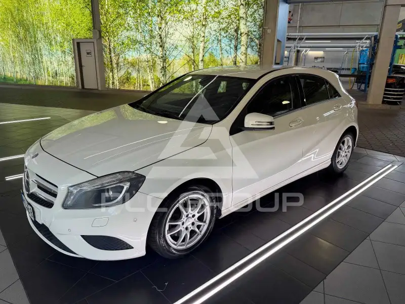 2012 Mercedes Benz A 200
