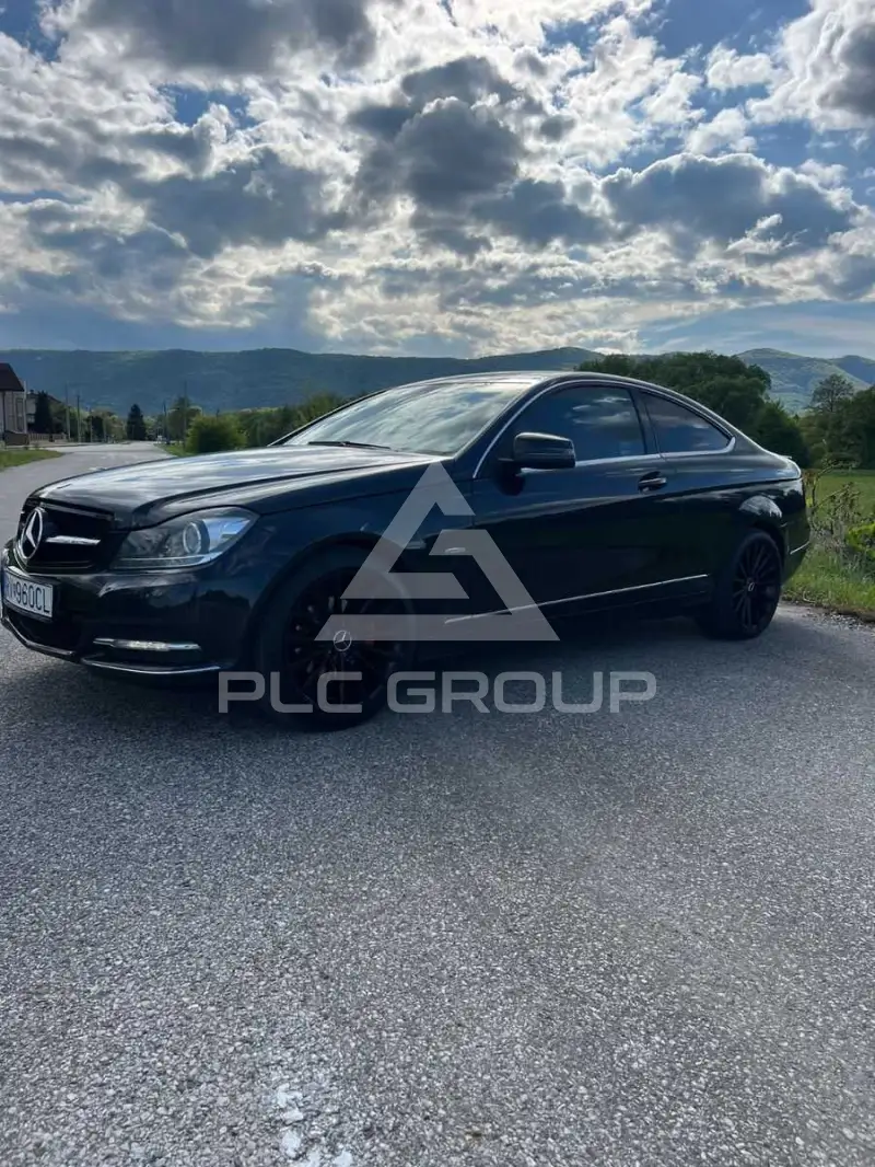 2012 Mercedes Benz 220