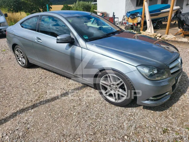 2012 Mercedes Benz 220
