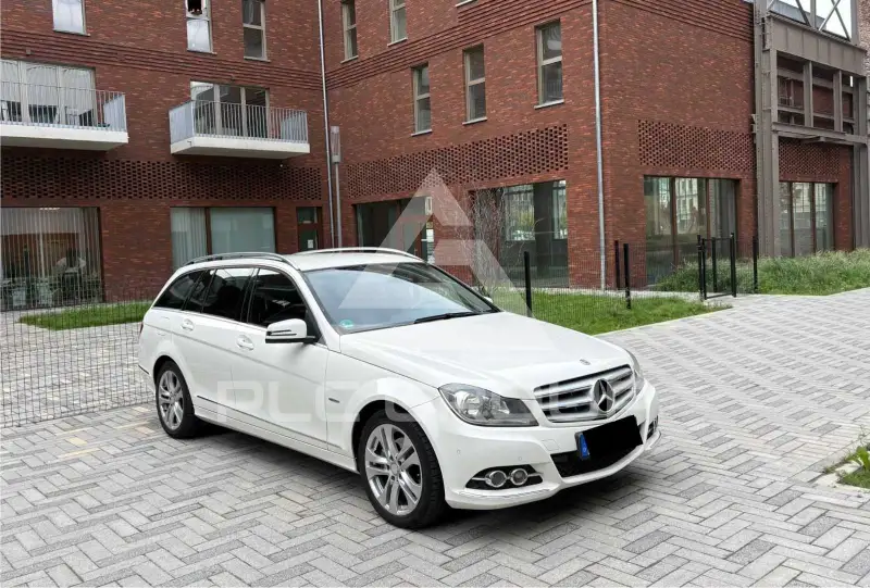 2012 Mercedes Benz C 220