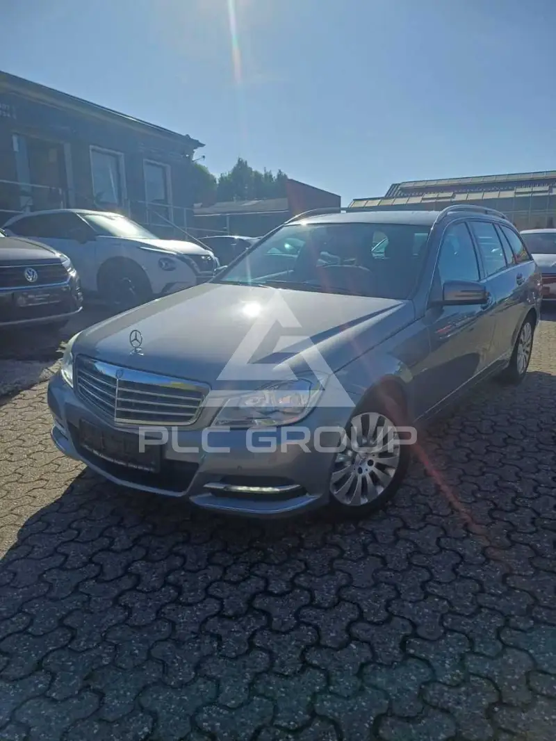2012 Mercedes Benz C 220