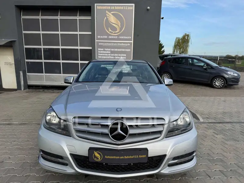 2012 Mercedes Benz C 220