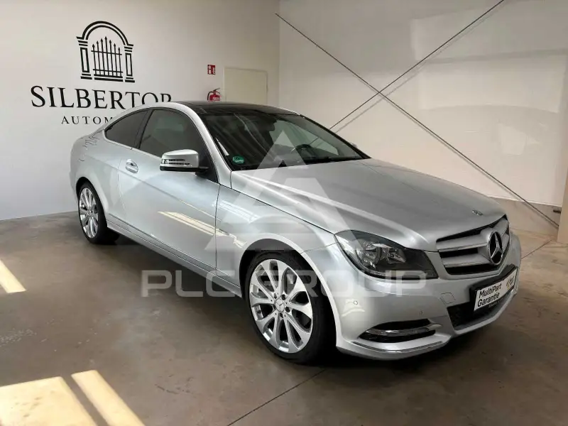 2012 Mercedes Benz C 220