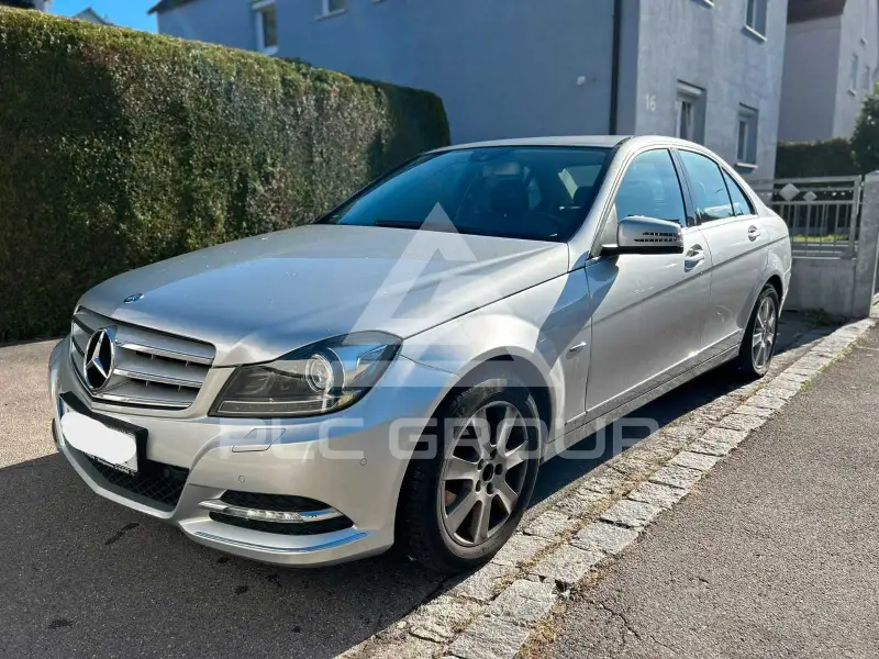 2012 Mercedes Benz C 220