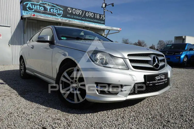 2012 Mercedes Benz C 220