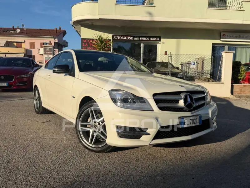 2012 Mercedes Benz C 220