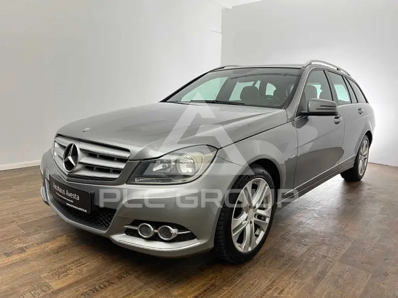 2012 Mercedes Benz C 220