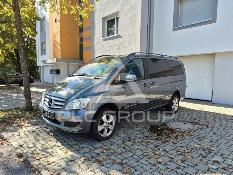 2012 Mercedes Benz Viano