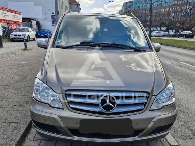 2012 Mercedes Benz Viano