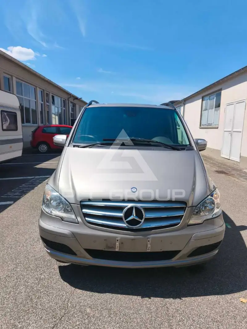 2012 Mercedes Benz Viano