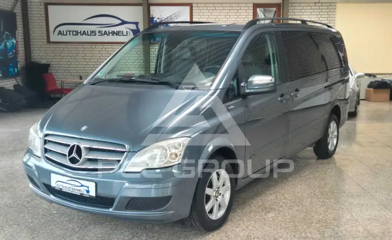 2012 Mercedes Benz Viano