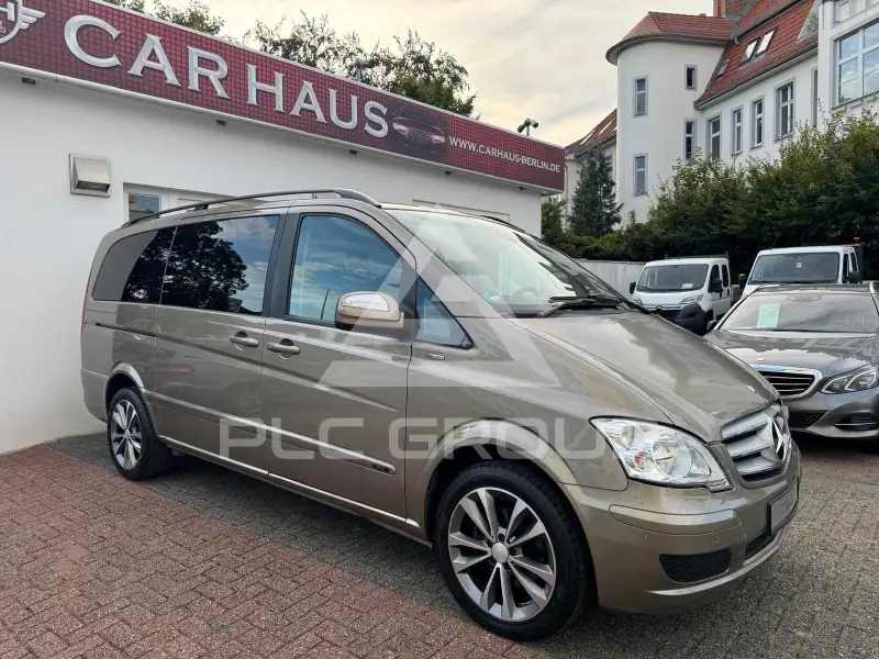 2012 Mercedes Benz Viano
