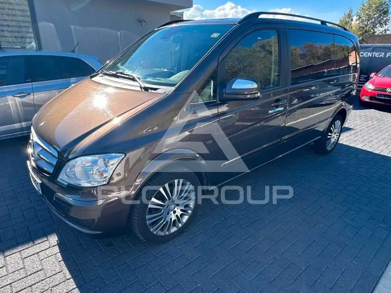 2012 Mercedes Benz Viano