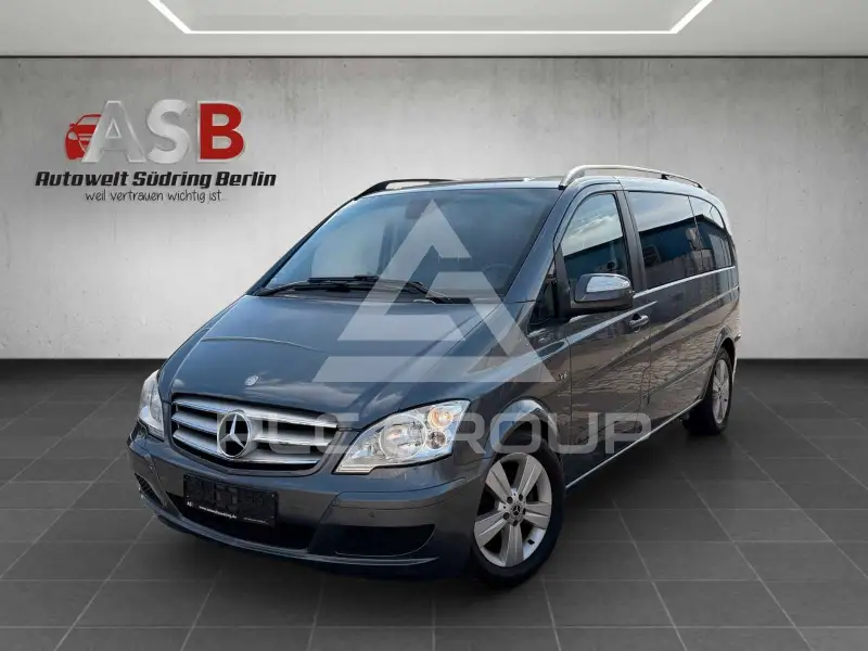 2012 Mercedes Benz Viano