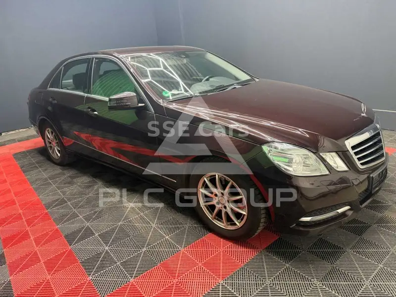 2012 Mercedes Benz E 200