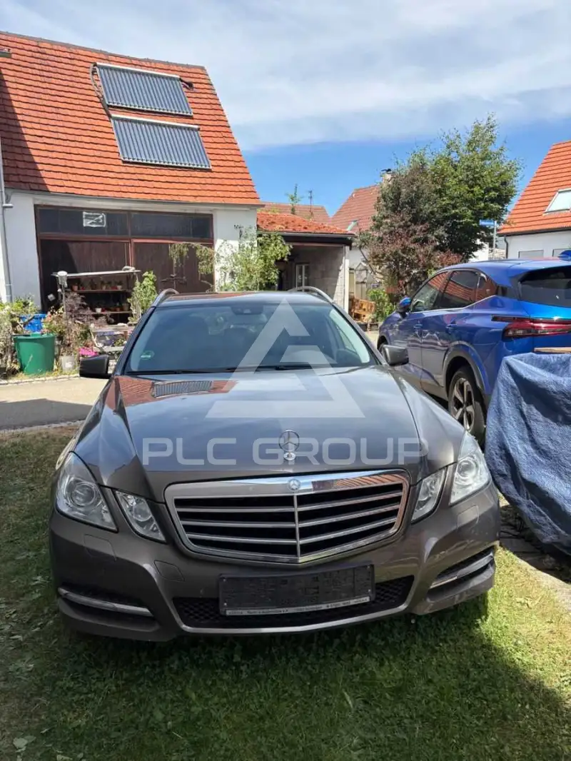 2012 Mercedes Benz E 200