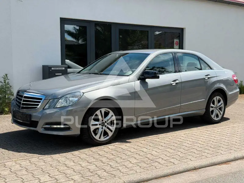 2012 Mercedes Benz E 200