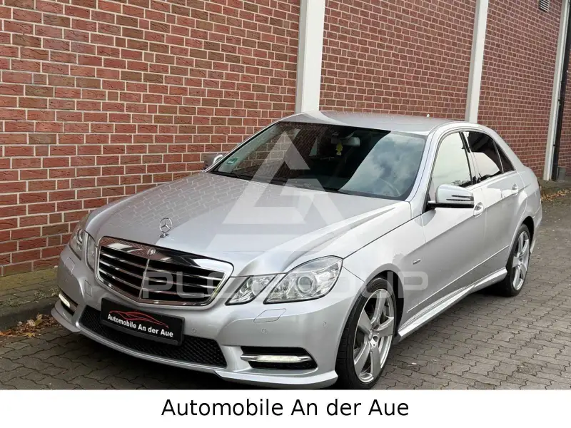 2012 Mercedes Benz E 200