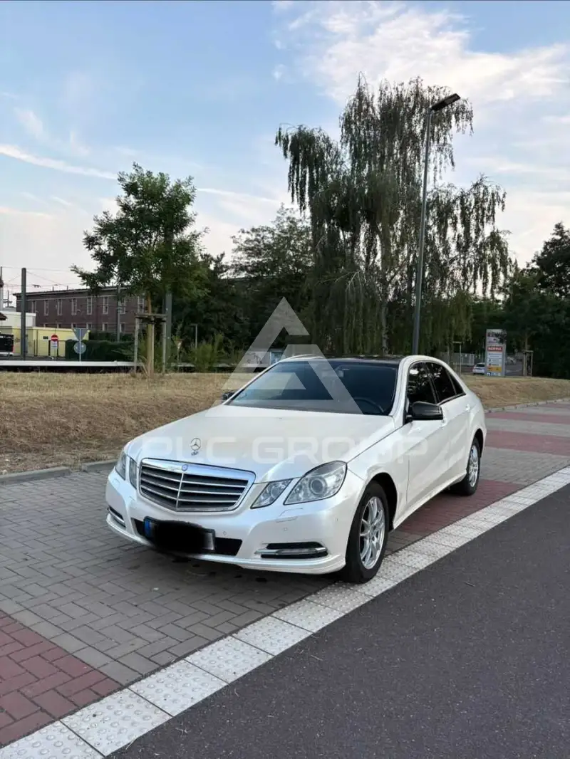 2012 Mercedes Benz E 200