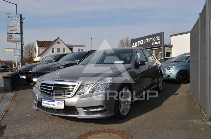 2012 Mercedes Benz E 200