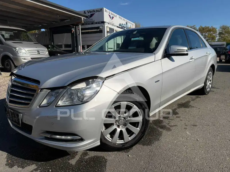 2012 Mercedes Benz E 200