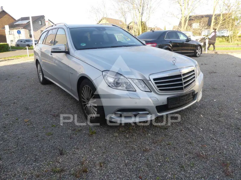 2012 Mercedes Benz E 200
