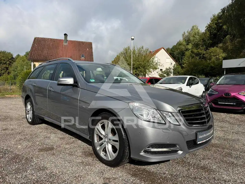 2012 Mercedes Benz E 200